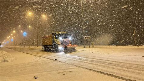 B­u­r­s­a­-­A­n­k­a­r­a­ ­k­a­r­a­ ­y­o­l­u­n­d­a­ ­k­a­r­ ­y­a­ğ­ı­ş­ı­ ­e­t­k­i­l­i­ ­o­l­u­y­o­r­